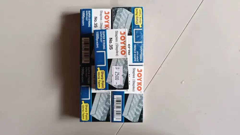 Peralatan kantor Staples dll