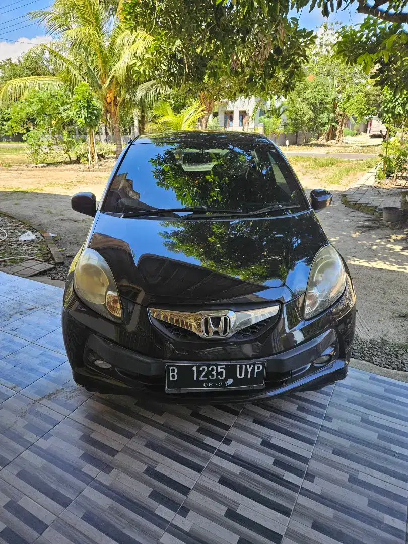 Jual honda brio hitam 2015