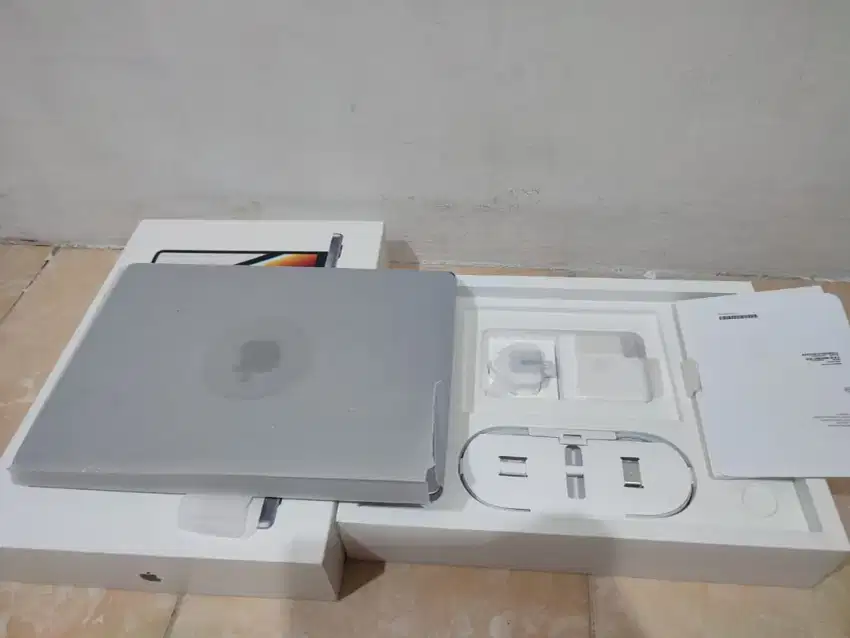 Macbook Pro m1 Pro 14 Inch 2021 Fullset Like New