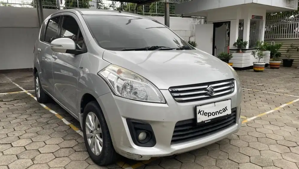 Suzuki Ertiga GX 2014 AT Bensin warna Silver