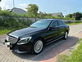 Mercedes-Benz C250 2015 Bensin