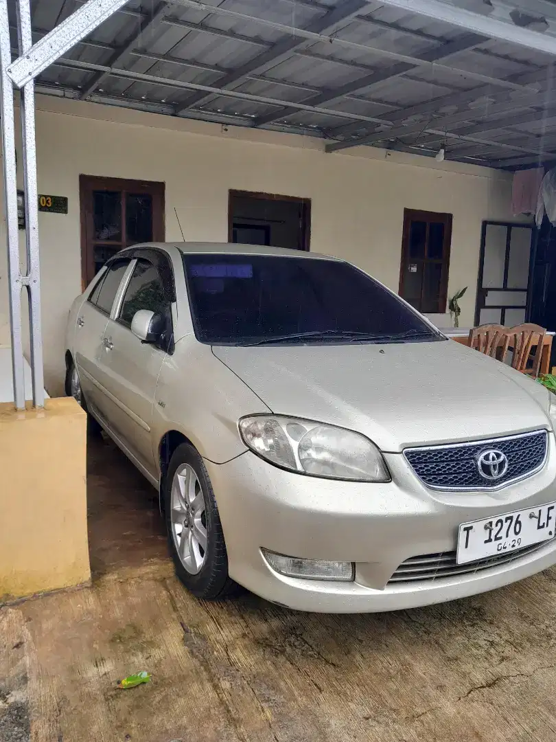 Dijual Toyota Vios 2004 manual