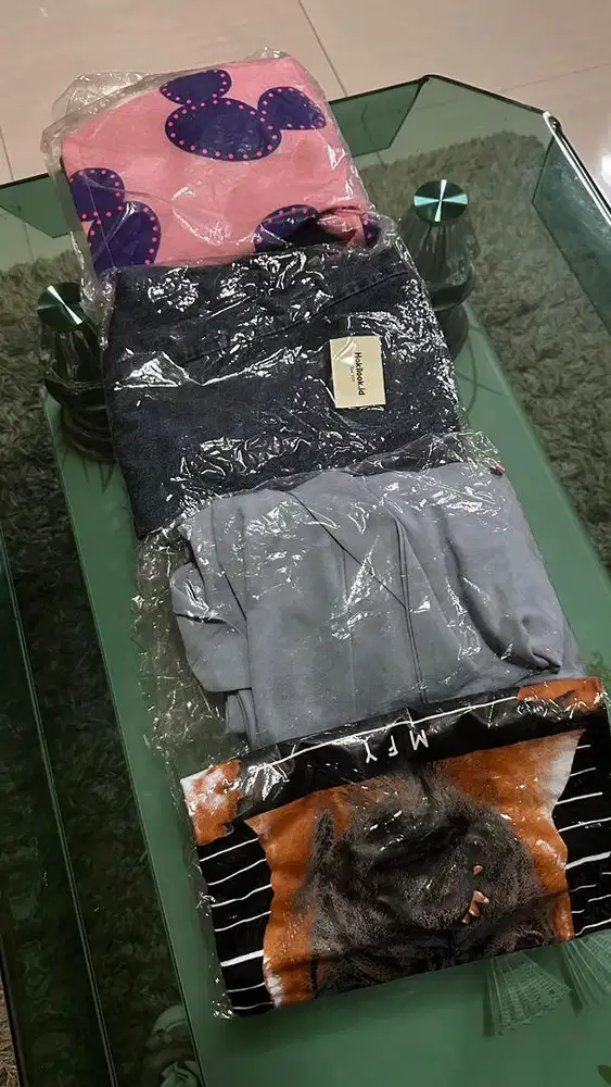 PRELOVED 4 ITEM BAJU