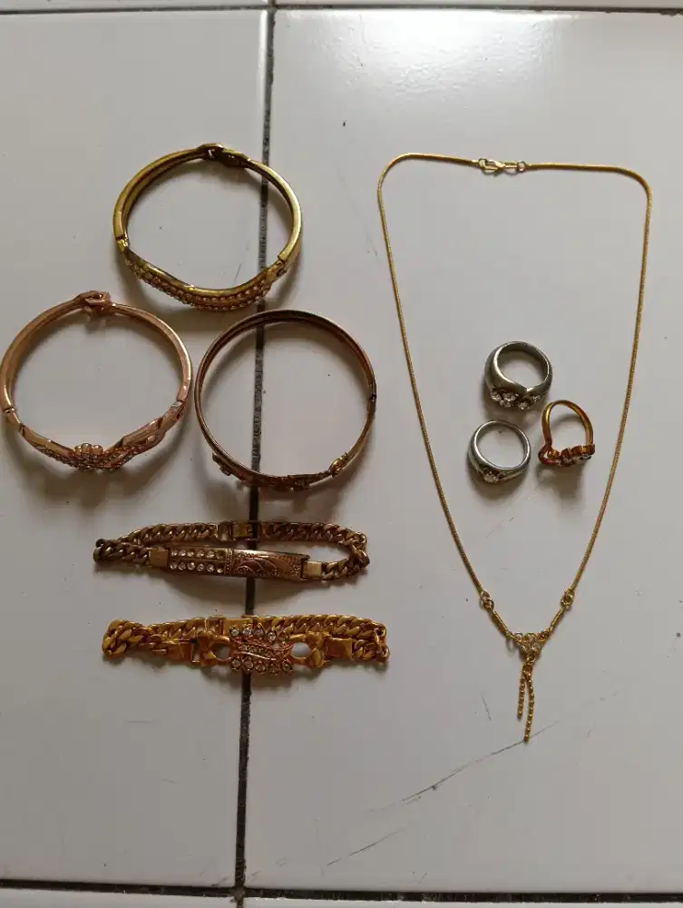 Tusuk konde kalung cincin gelang