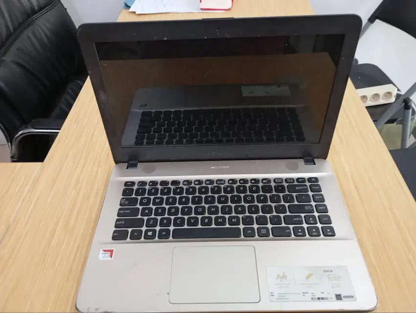 Asus X441B A4 - 9125 (Clock Speed 2,3 Ghz Up 2,6GHz) HDD 1TB, RAM 8 GB