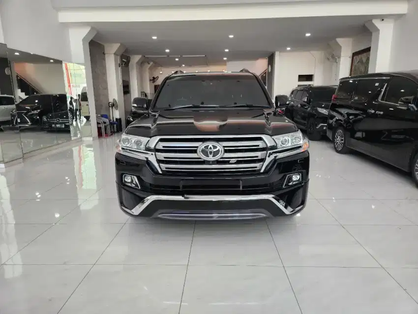 Land Cruiser 200 VX-R ATPM 2018 km48rb full ori