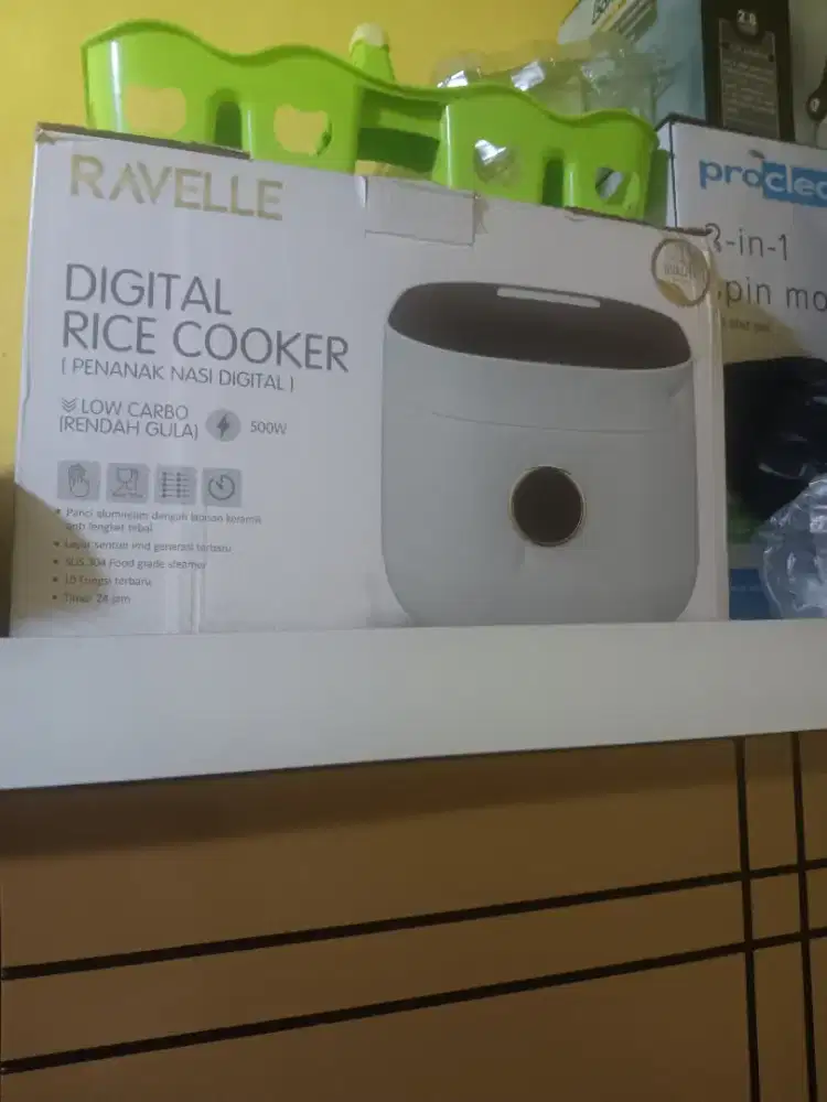 Ravelle Digital Rice Cooker