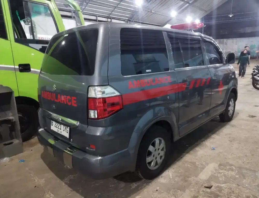 Ambulance Medis suzuki APV 2017