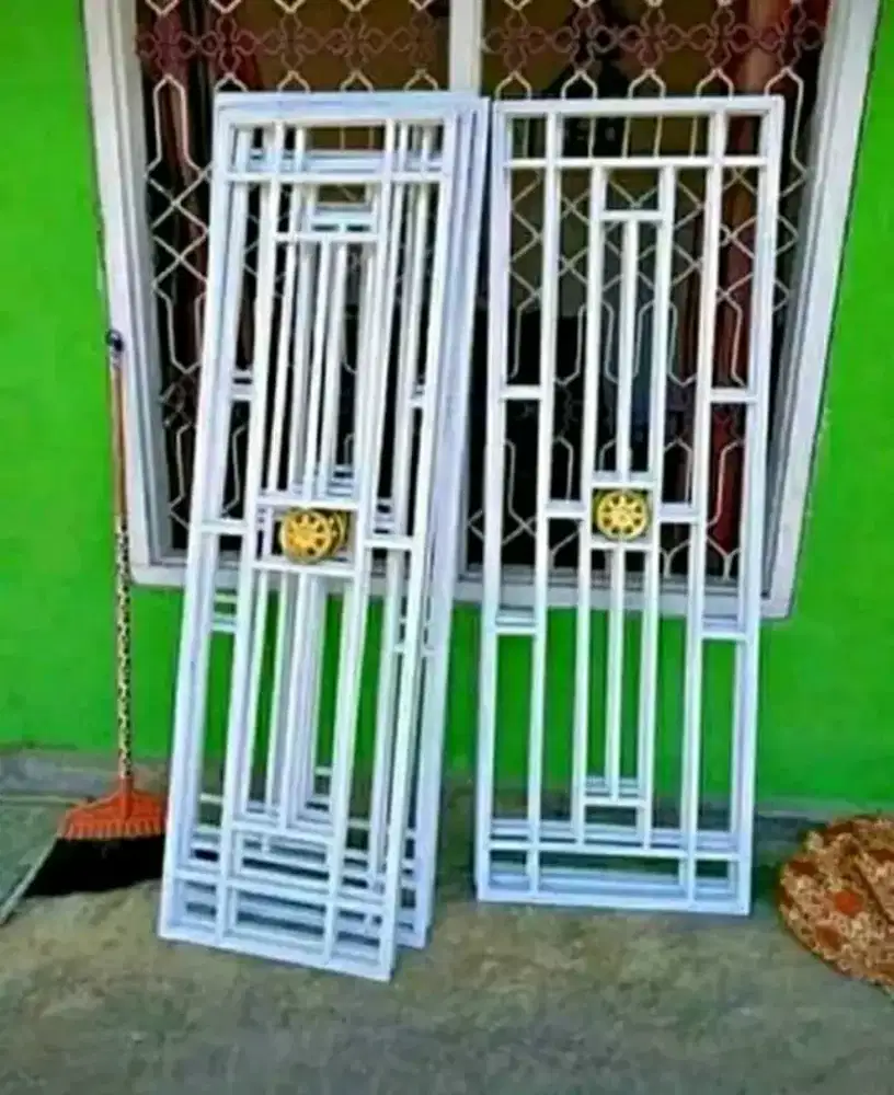 tralis jendela minimalis