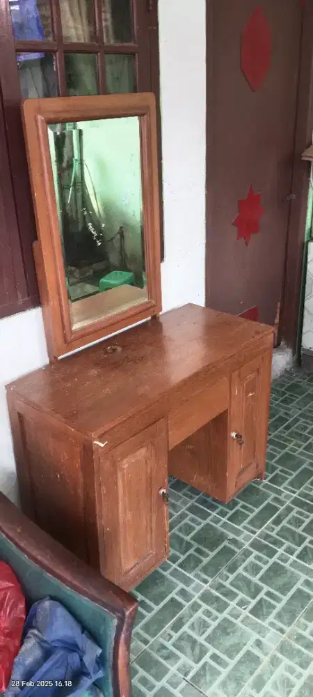 Meja Rias kayu jati