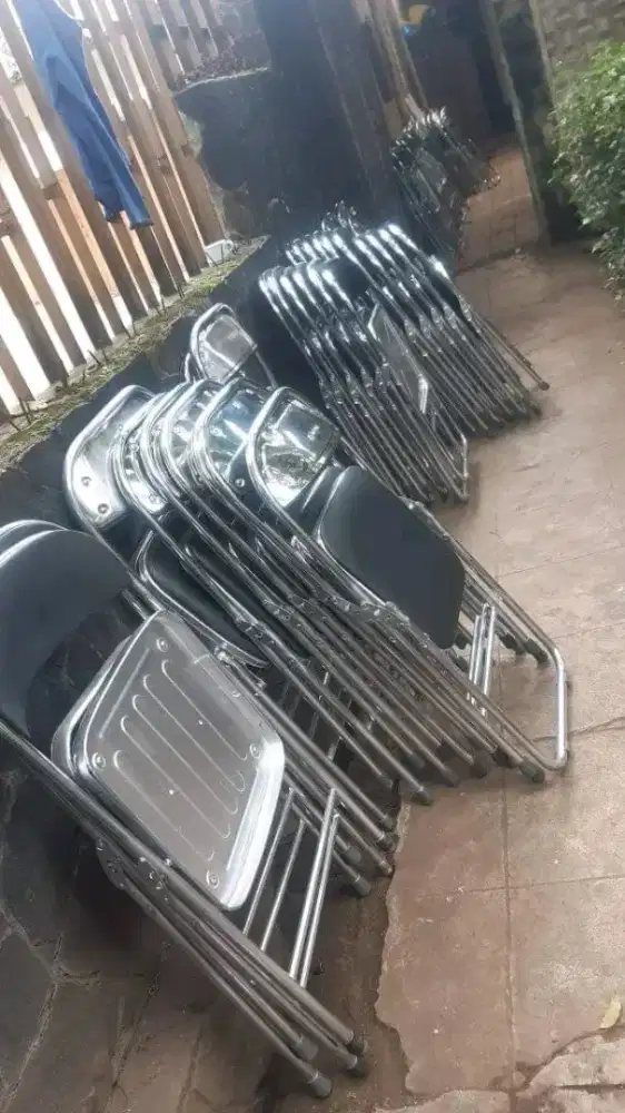 Kursi lipat recondisi