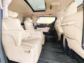 LOW KM 70RB.! TOYOTA ALPHARD 2.5 G ATPM SUNROOF AT 2017 MATIC VELLFIRE