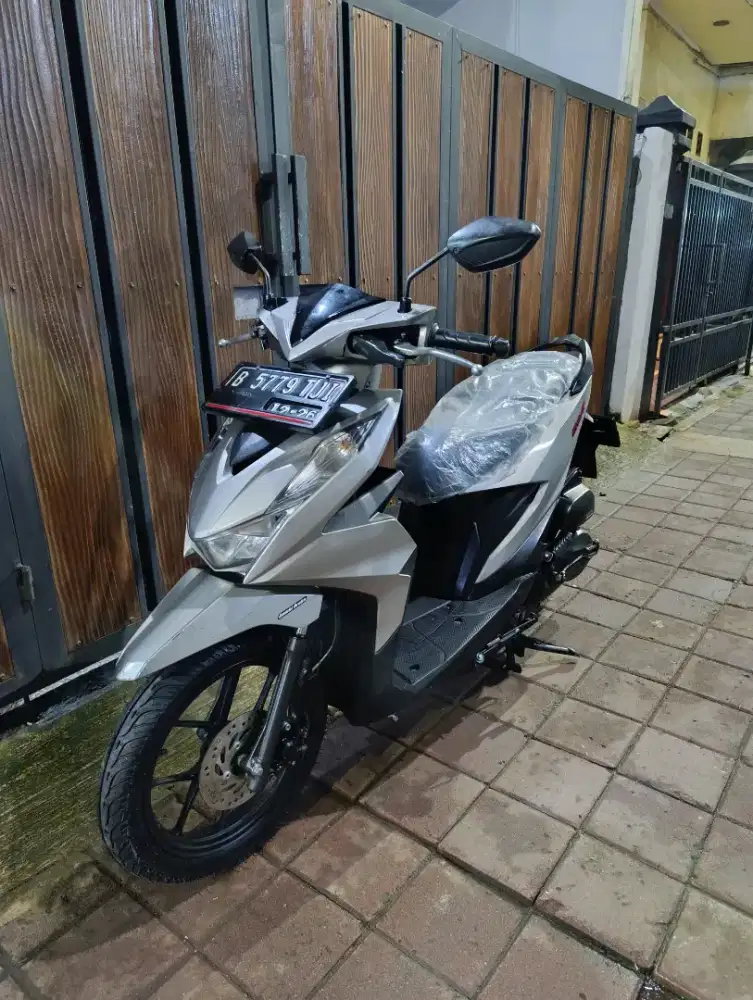 Bissmillah dijual motor Honda beat deluxe 2021