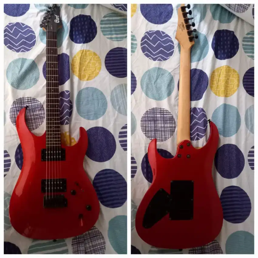 Preloved Gitar Electric merk Cort  Sudah termasuk sarung