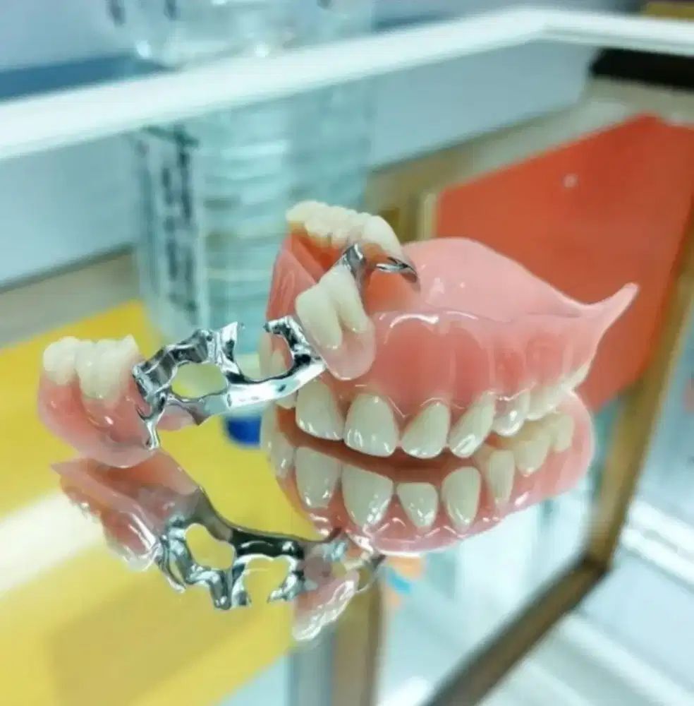 Tukang gigi palsu kualitas terjamin bagus