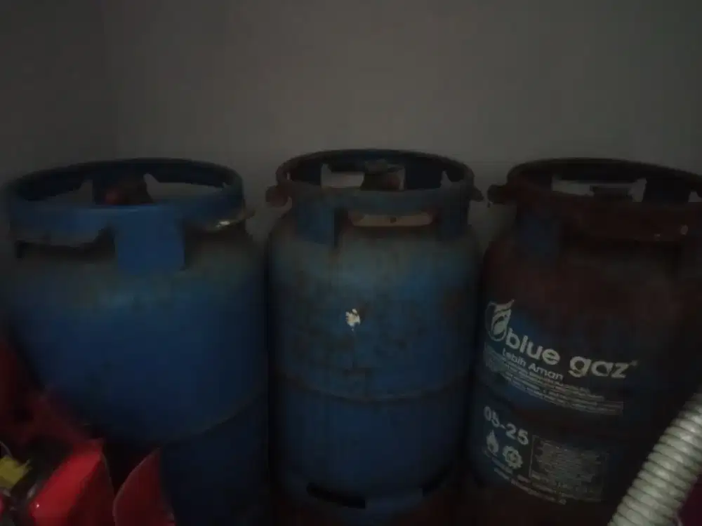 Tabung blue gaz kosong