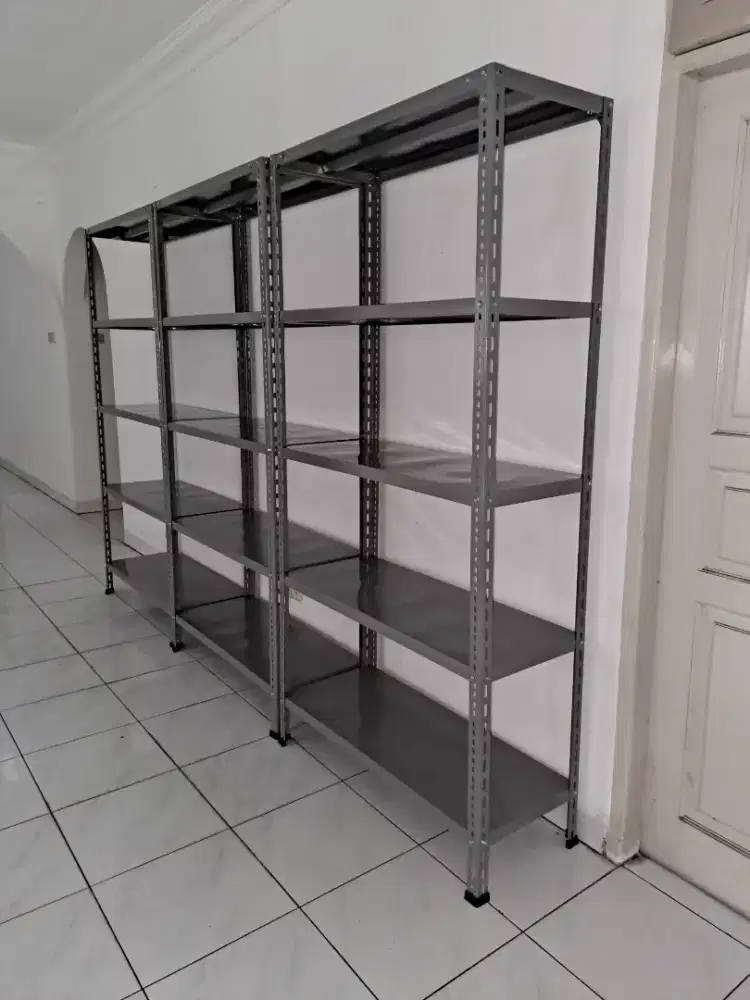 Rak Besi Siku Lubang Rak Gudang Rak Besi 5  Susun 4 Susun