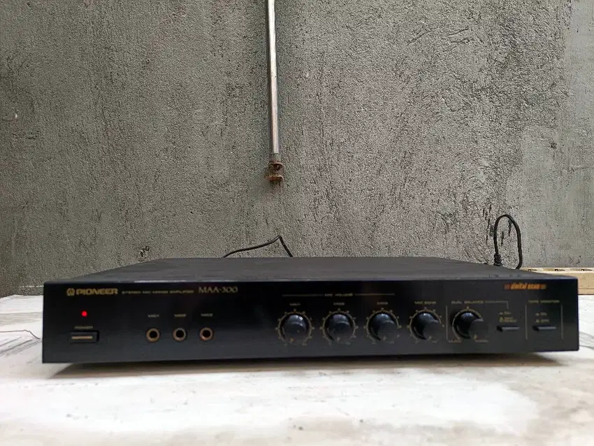 Dijual Preamp Mic Pioneer MAA 300