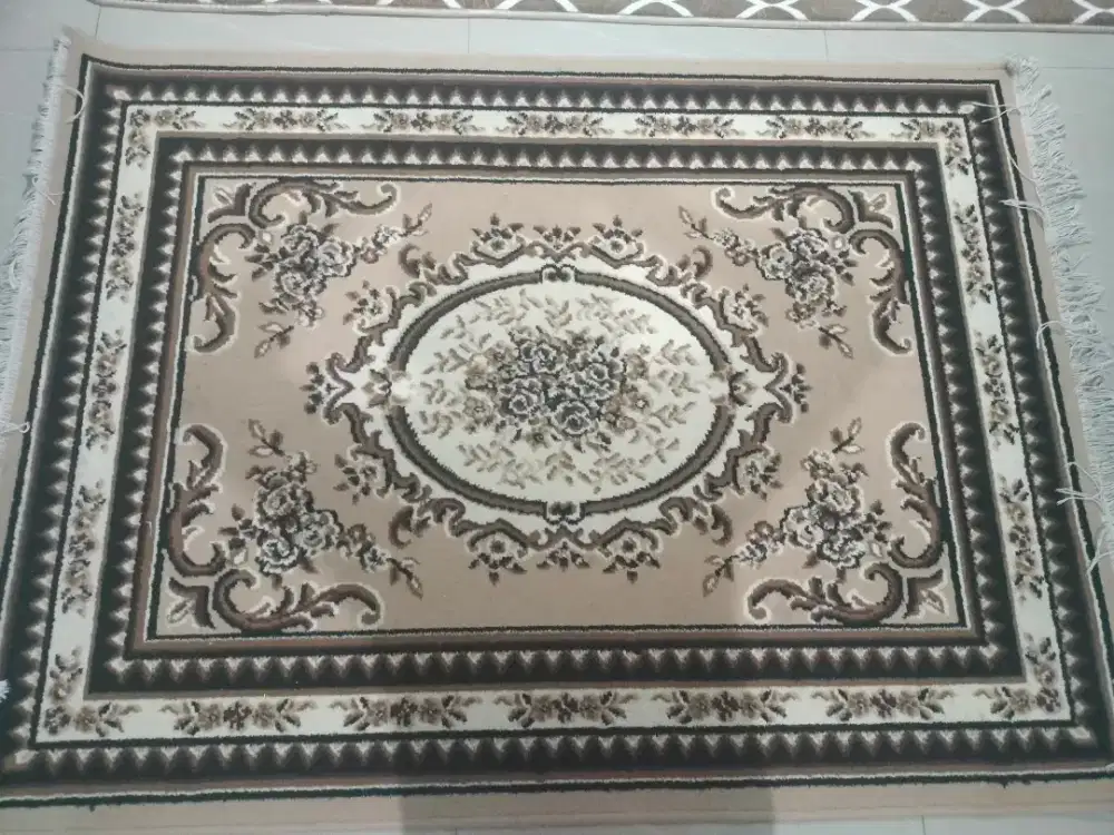 Karpet ukuran 150x110