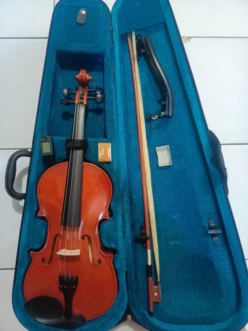 Biola Benston Ukuran 4/4