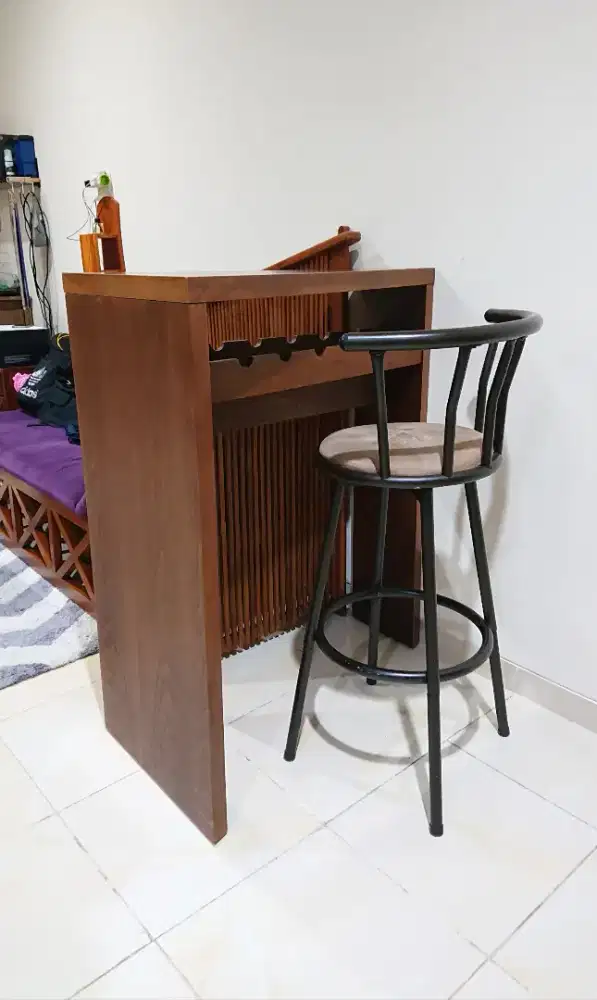 Meja Bar Kayu Jati + 1 Kursi Bar Informa