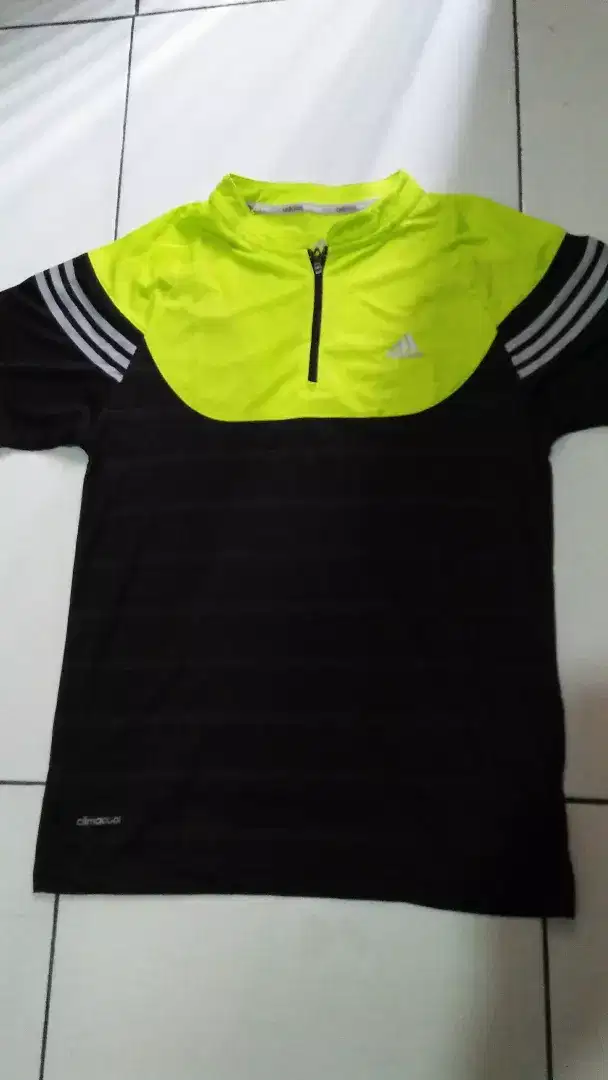 kaos olahraga adidas original
