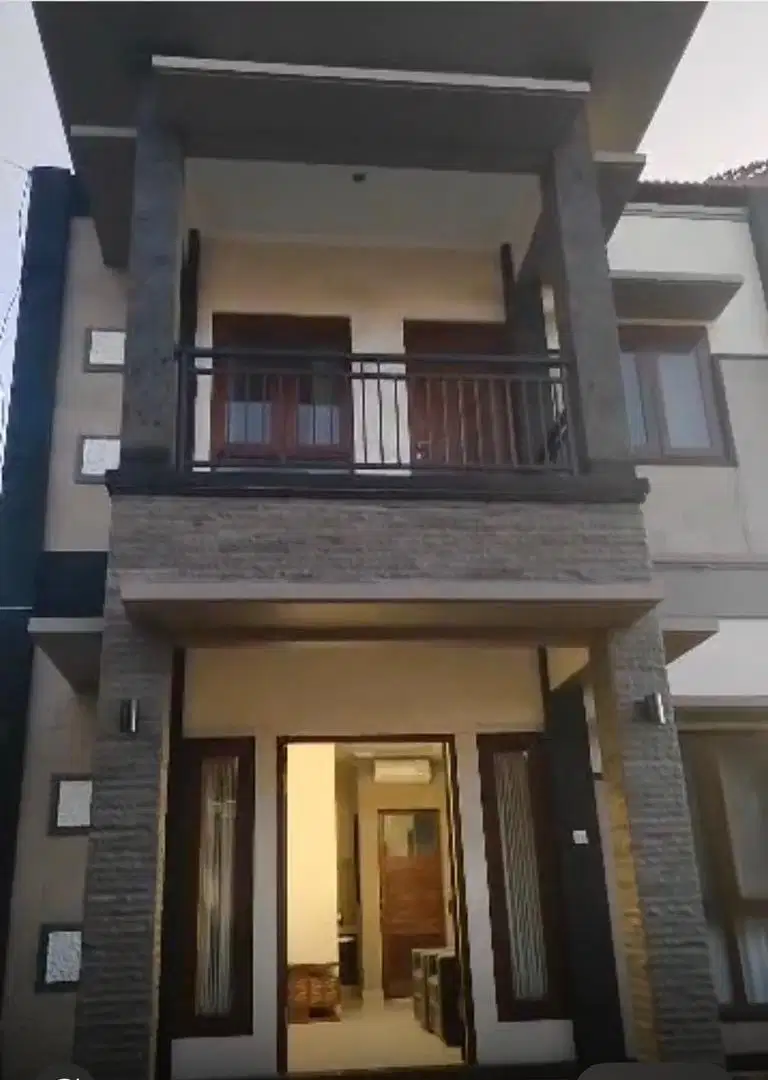 Rumah cantik furniture 2 lantai di nusadua
