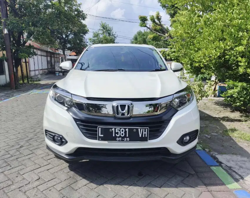 DP 20JT - HRV S 2019 PUTIH MATIC FACELIFT