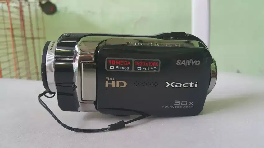 Handycam Sanyo Xacty vpc sh1