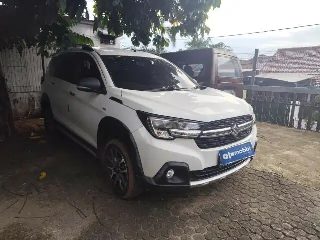 [OLXMOBBI] Low Angs Suzuki XL7 1.5 Beta Bensin-AT 2021 TRS