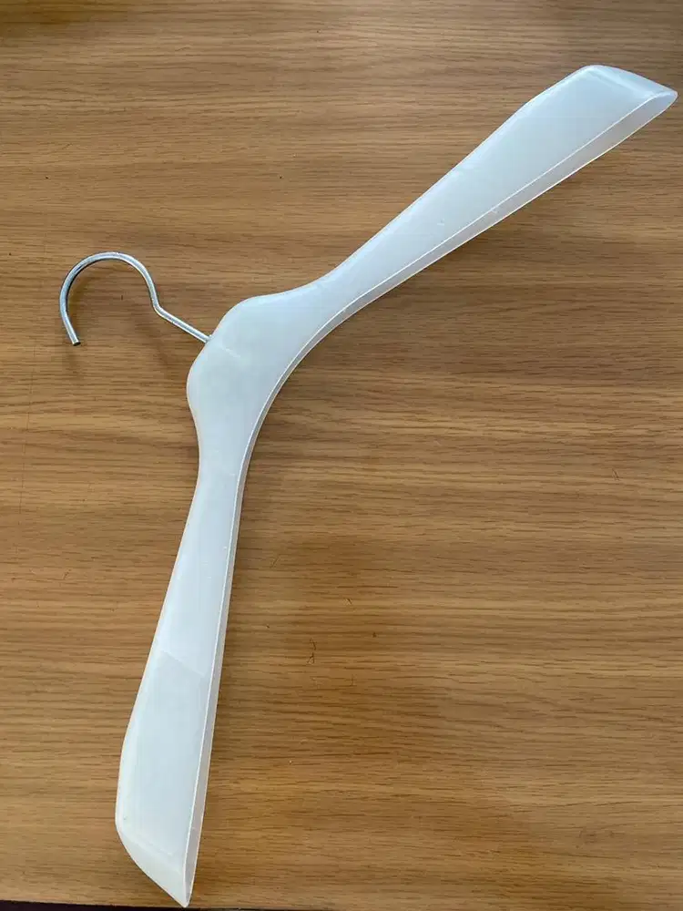 Hanger Gantungan Baju Distro Toko Pakaian