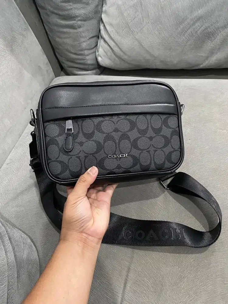 Tas selempang coach / Handbag coach
