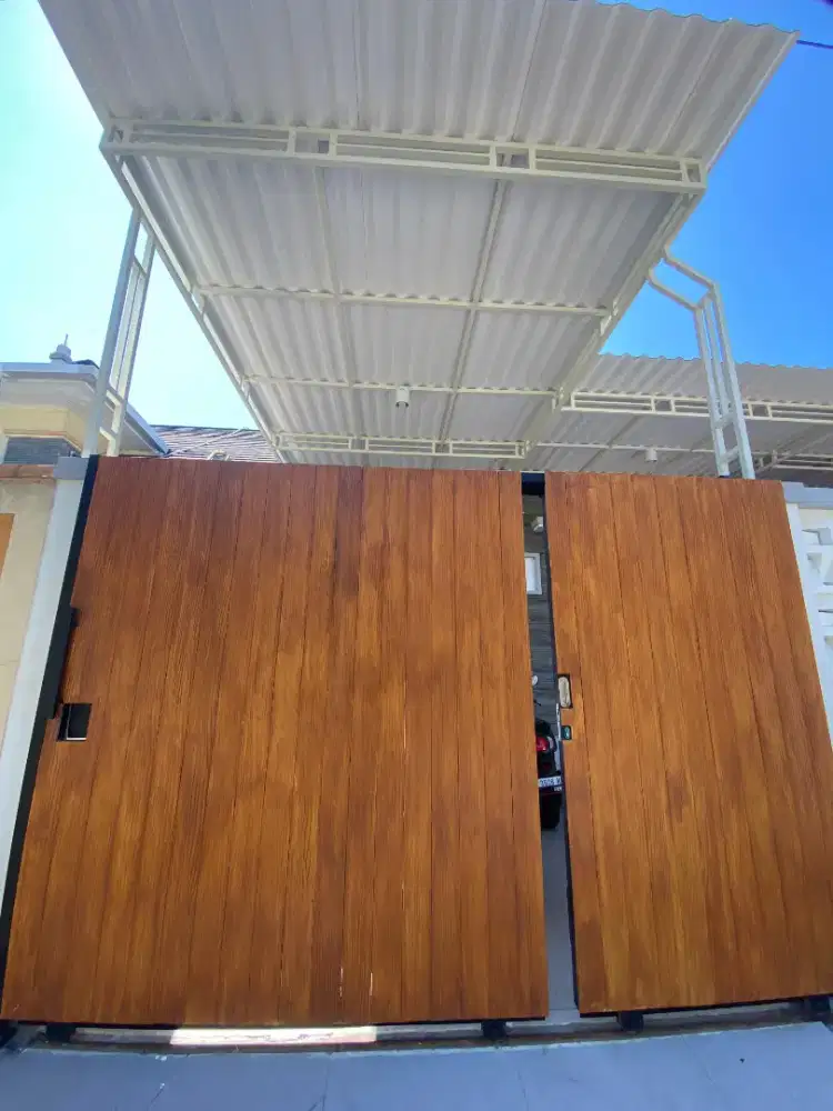 Pagar woodplank kekinian 2025