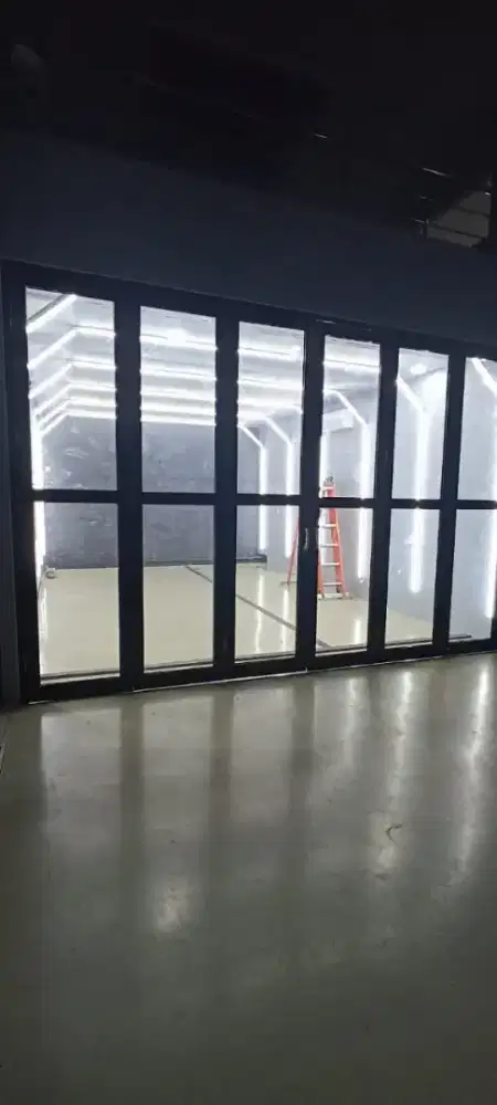 Showroom mobil custom sidoarjo surabaya