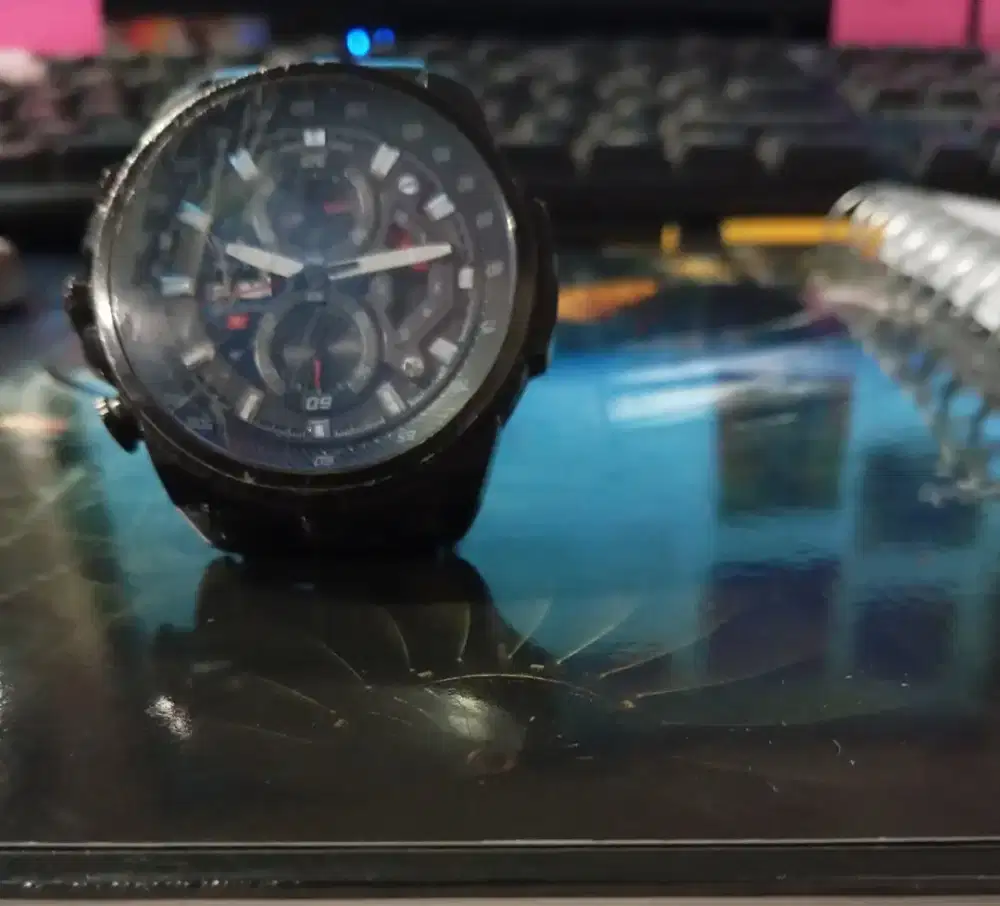 Jam tangan pria Swiss army