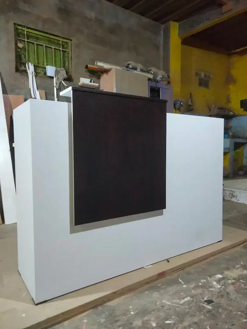 Meja kasir minimalis kekinian terlaris