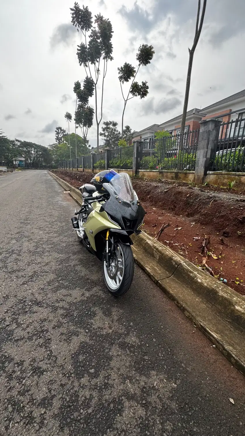 Yamaha R15 V4 2021 | Low KM | Mulusnya gak main-main!