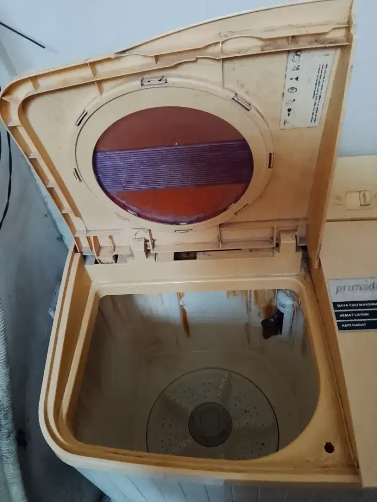 Mesin cuci polytron 9 kg