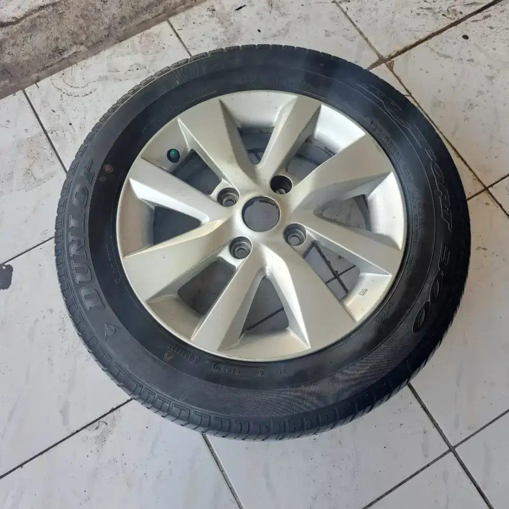 Serep mobil livina ring 15 pcd 4x114