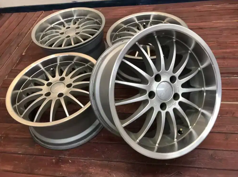 breyton magic originaL rare spek   19x9 +20  seri 5 &amp; 7