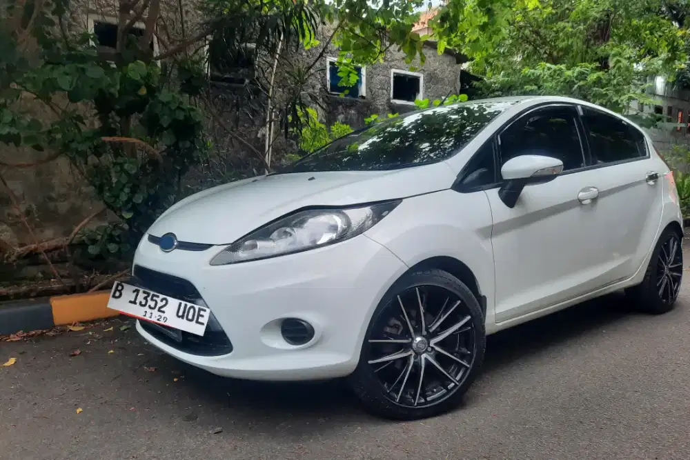 Velg Ring 17 + Ban Baru Good Condition