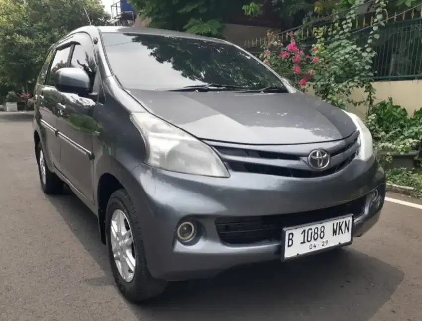 Avanza E matic 2014 AT