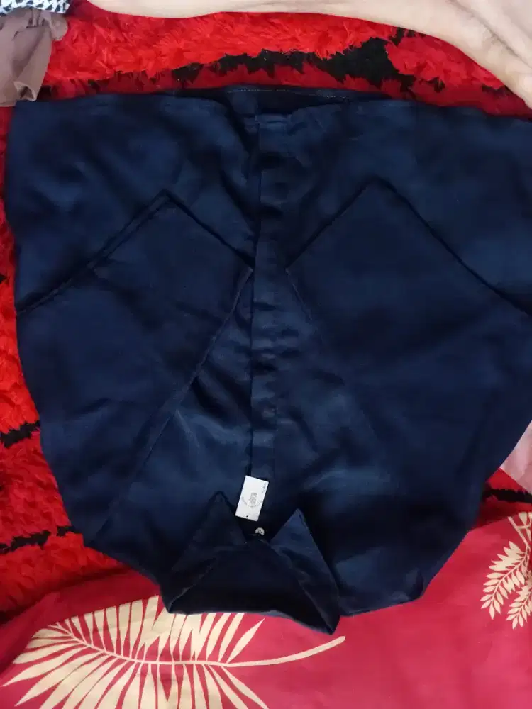 Baju atasan wanita polos Biru