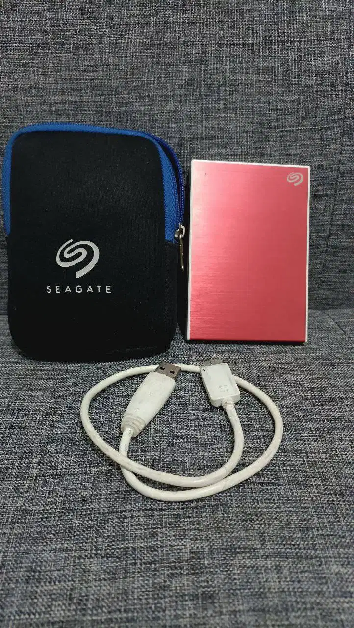 Jual Hard disk HDD External Seagate Backup Plus Slim Kapasitas 2 TB