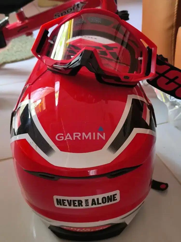 HELM CRF + KACAMATA