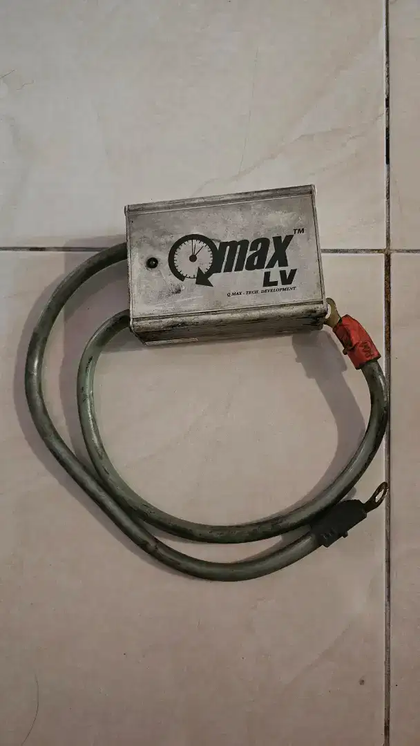 Alat stabil listrik mobil QMAX LV intellegence voltage stabilizer