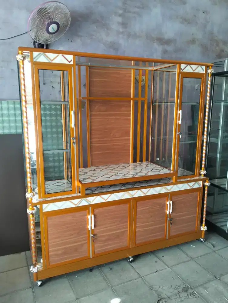 Lemari bufet tv