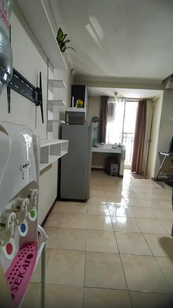 DISEWAKAN APARTEMEN GREEN PARKVIEW DAAN MOGOT