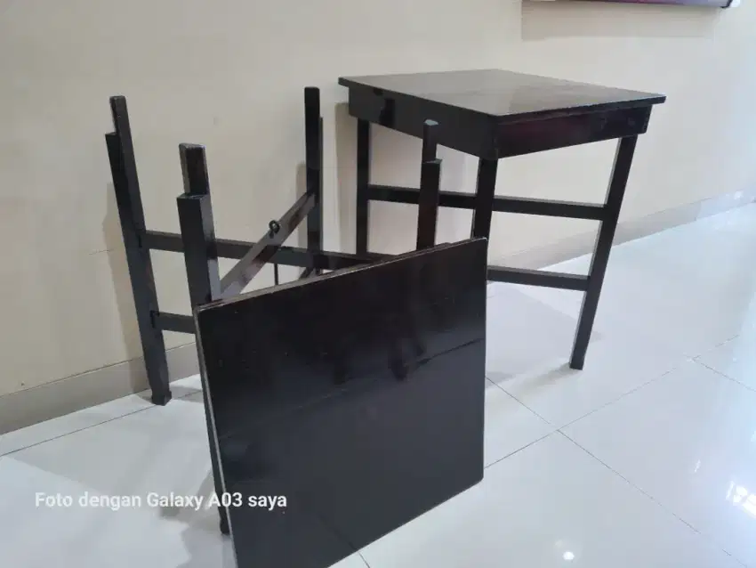 Meja kayu jati tua bisa buka pasang T.76cm x P.55cmx L.55cm. Hgr. 1pcs