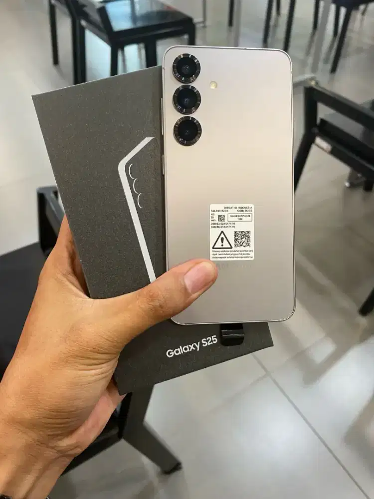 SAMSUNG GALAXY S25 5G 12/256GB